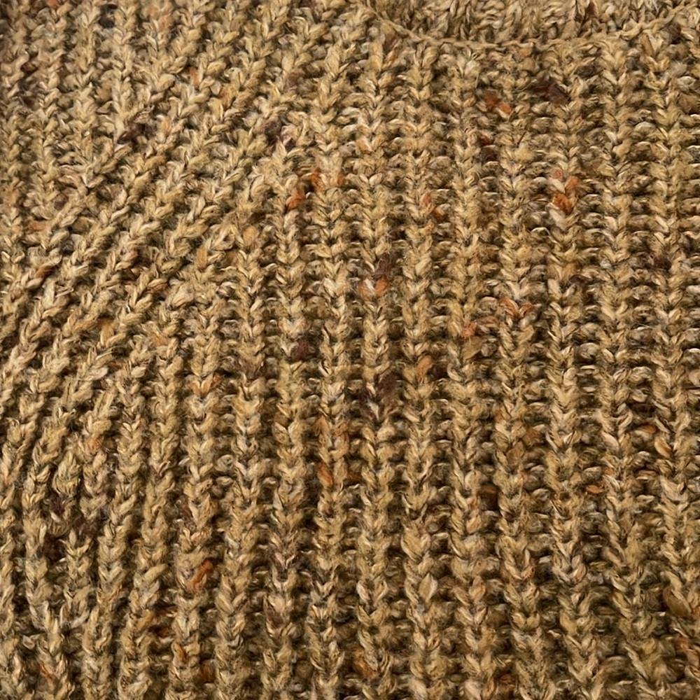 Universal Threads Ladies Chunky Oversized Gold Sw… - image 7